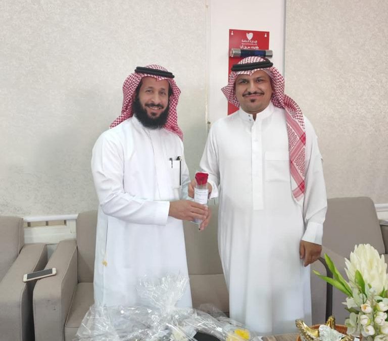 تنمية الشملي تهنئ المعلمين بيومهم العالمي بطريقتها